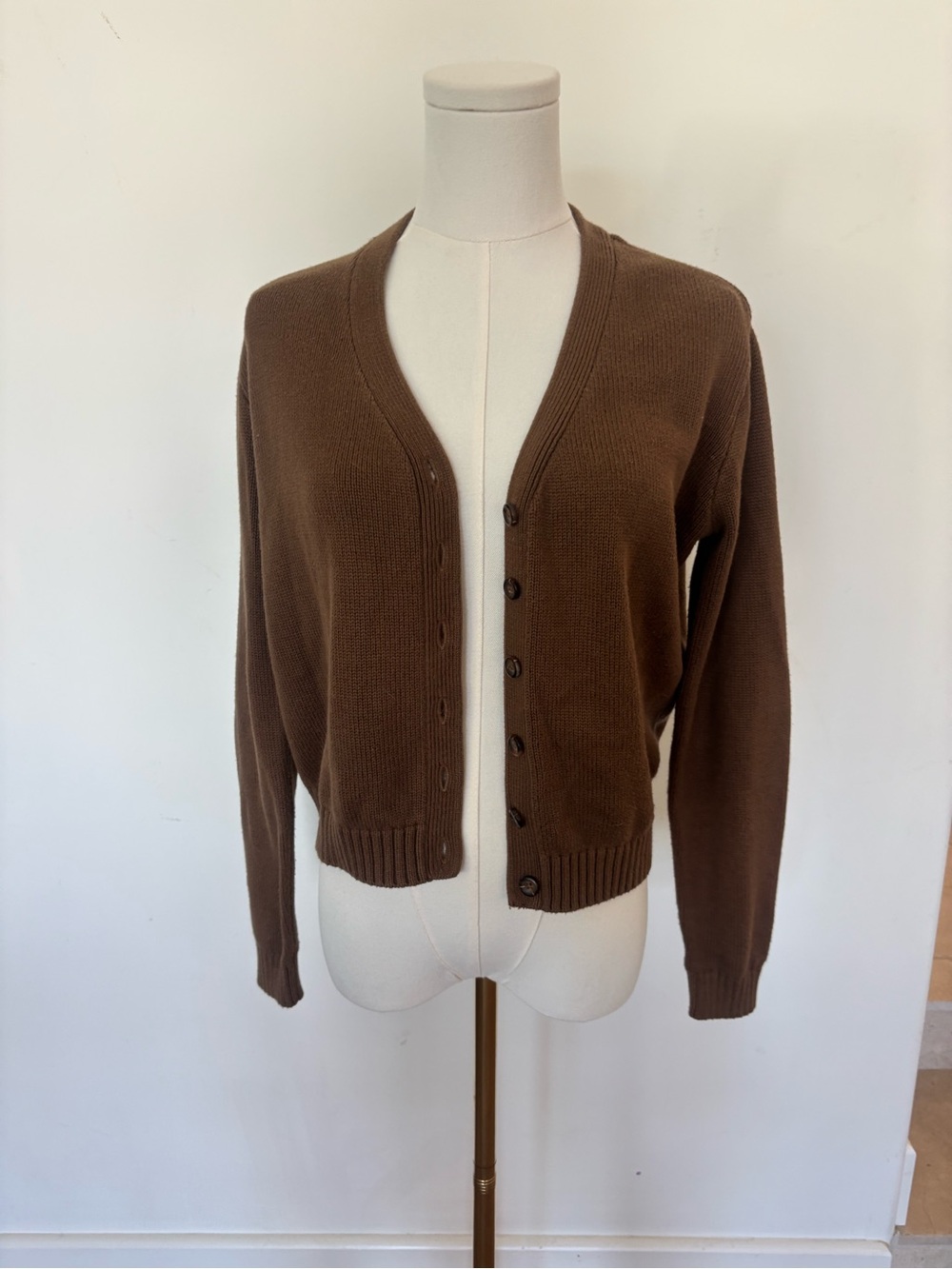 Brandy Melville Brown Button-Up V‑Neck Cardigan